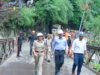 आपदा सचिव, गढ़वाल आयुक्त ने गौरीकुंड आपदा प्रभावित क्षेत्र का लिया जायजा, अभी भी 19 लोग है लापता