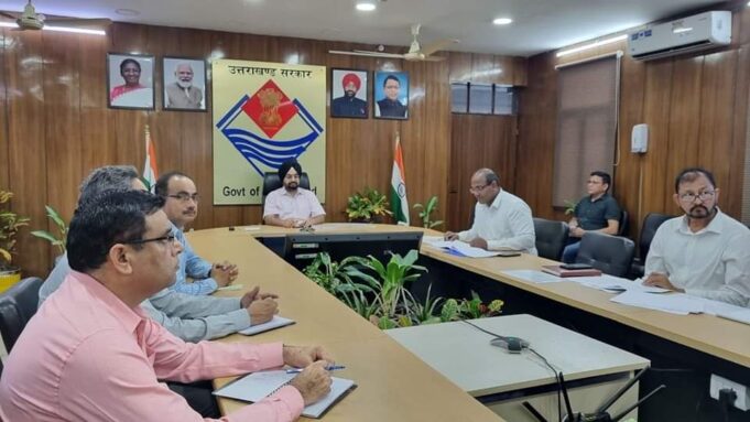 लंपी बीमारी के सम्बंध में मुख्य सचिव ने ली अधिकारियों की बैठक