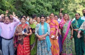 आक्रोश:कूड़ा निस्तारण केंद्र का ग्रामीणों ने किया विरोध, आंदोलन की दी चेतावनी