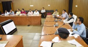 सड़क सुरक्षा समिति की बैठक में दुर्घटनाओं में कमी लाने पर हुआ मंथन