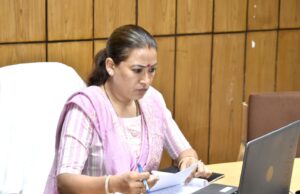 प्राकृतिक आपदा से प्रभावित महिलाओं और बच्चों की आर्थिक सुरक्षा के लिए अधिकारियों को दिए जल्द प्रस्ताव बनाने के निर्देश-रेखा आर्या