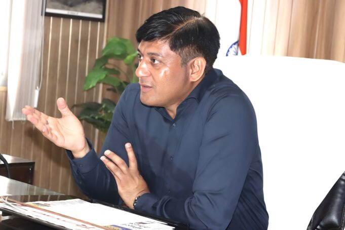 जन्माष्टमी के पर्व की तैयारी को लेकर एसपी चमोली ने ली बैठक