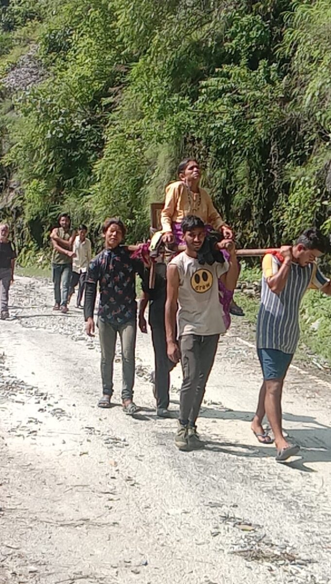 ग्रामीण क्षेत्रो में बारिस के बाद मुसीबतों का पहाड़