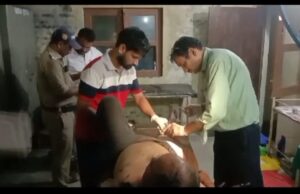 गौशाला जाते हुए ग्रामीण को भालू ने किया बुरी तरह ज़ख़्मी