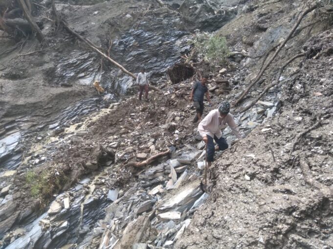 चिंताजनक!– आपदा से तबाह हुये किरूली के जंगल और जलस्रोत..