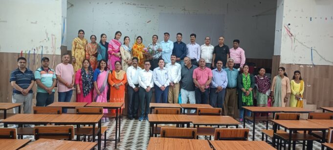 राजकीय इंटर कॉलेज में अभिभावक संग की प्रथम बैठक की गई आहूत