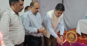 हथकरघा दिवस पर आयोजित हुए कार्य्रकम, 15 महिलाओं को किया गया सम्मानित