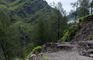 उर्गम क्षेत्र को जोड़ने वाला सम्पर्क मार्ग क्षतिग्रस्त,