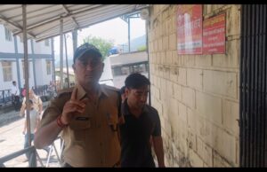 अंकिता भंडारी हत्याकांड का आरोपी पुलकित आर्य स्वास्थ्य परीक्षण के लिए जिला चिकित्सालय गोपेश्वर पहुंचा