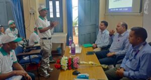 मुख्य विकास अधिकारी ने एसबीआई ग्रामीण द्वारा चलाये जा रहे हेयर सेलून प्रशिक्षण का किया निरीक्षण