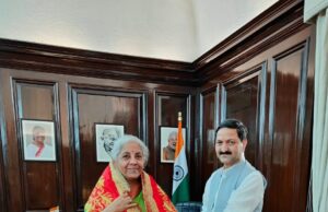 बीकेटीसी अध्य्क्ष ने उत्तराखंड के. मंदिरो के सौंदर्यी करण को लेकर वित्त मंत्री से की मुलाकात