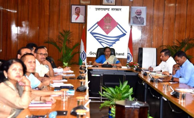 मूलभूत सुविधाओं को बेहतर बनाने के लिए मुख्य सचिव ने जिलाधिकारियों को दिए निर्देश