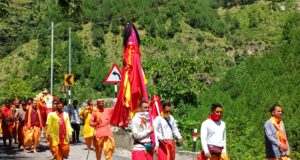 *राजराजेश्वरी इंद्रामती की विग्रह डोली पहुंची गरुड़गंगा