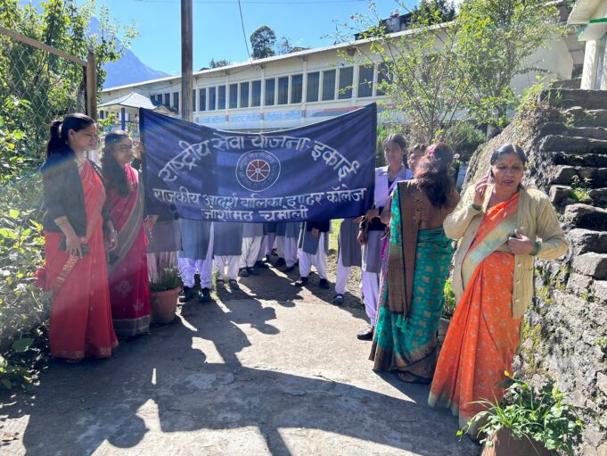 जोशीमठ: बढ़ते नशे के खिलाप निकाली जागरूकता रैली