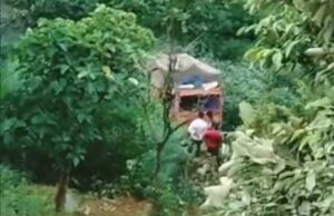 12 घण्टे में एक ही जगह पर 2 वाहन दुर्घटना ग्रस्त, आश्चर्य में लोग