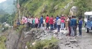 यहां हो गया बड़ा हादसा 4 की मौत 2घायल