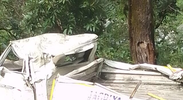 वाहन दुर्घटना. में 3की मौत पुलिस एसडीआरएफ मौके पर