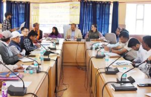 उद्यमियों ने मुख्य विकास अधिकारी के सामने रखी औद्योगिक क्षेत्र कालेश्वर की समस्याएं