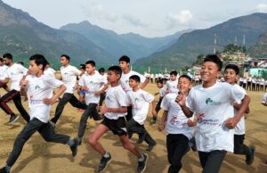 हंस मैराथन का आयोजन, निशा और मोहित ने मारी बाजी