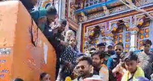 क्रिकेटर ऋषभ पंत ने किए बद्रीविशाल के दर्शन