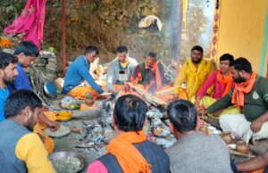 गंगोलगांव के क्षेत्रपाल मंदिर में नव दुर्गा पाठ संपंन्न
