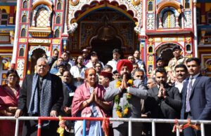 उप राष्ट्रपति जगदीप धनखड़़ ने किए भगवान बद्री विशाल के दर्शन