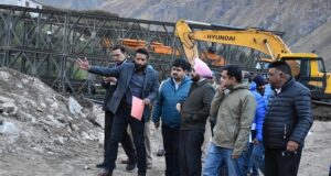 मुख्य सचिव डा. संधु ने बदरीनाथ धाम में मास्टर प्लान के तहत हो रहे कार्यों की समीक्षा करते हुए दिये आवश्यक निर्देश