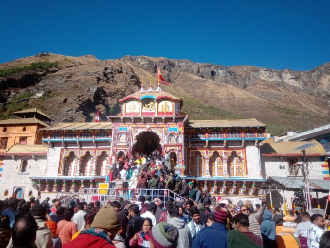 राष्ट्रपति द्रोपदी मुर्मू के श्री बदरीनाथ धाम दर्शन कार्यक्रम को लेकर मंदिर समिति तैयारियों में जुटी।