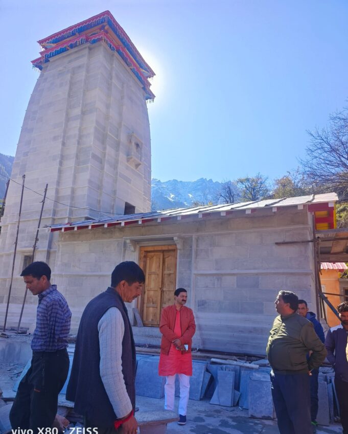 भविष्यबदरी मंदिर का जीर्णोद्धार का कार्य अंतिम चरण में, बदरीकेदार मंदिर समिति अध्यक्ष ने किया स्थलीय निरीक्षण