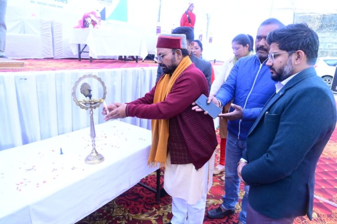 सीएम धामी ने चमोली जिले को दी 40.58 करोड़ के विकास कार्यो की सौगात