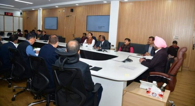 8-9दिसम्बर को आयोजित ग्लोबल इन्वेस्टर समिट को लेकर मुख्य सचिव ने लिए बैठक