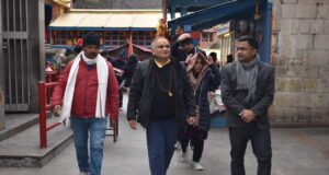 भारत निर्वाचन आयुक्त ने किए बद्री विशाल के दर्शन।