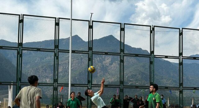 नर्सिंग कॉलेज की वार्षिक प्रतियोगिता के दूसरे दिन,पर्पल ने 8 विकेट से जीता मैच