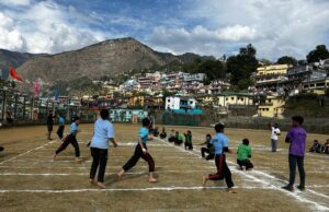 नर्सिंग कॉलेज वार्षिक खेल कूद प्रतियोगिता के तृतीय दिवस पर ब्लू वररिर्स का रहा दबदबा
