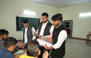 चुनाव: राजकीय महाविद्यालय गोपेश्वर में सभी पदों पर हुवा नामांकन,