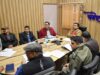 सड़क निर्माण को लेकर भूमि सम्बन्धी मामलों को लेकर जिलाधिकारी ने ली बैठक