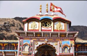 राष्ट्र्पति द्रोपदी मुर्मू ने किया बद्रीविशाल के दर्शन