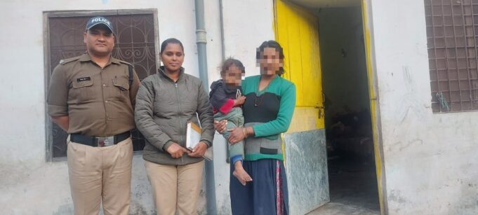 नन्हें आयुष के लिए फरिश्ता बनकर पहुँची चमोली पुलिस