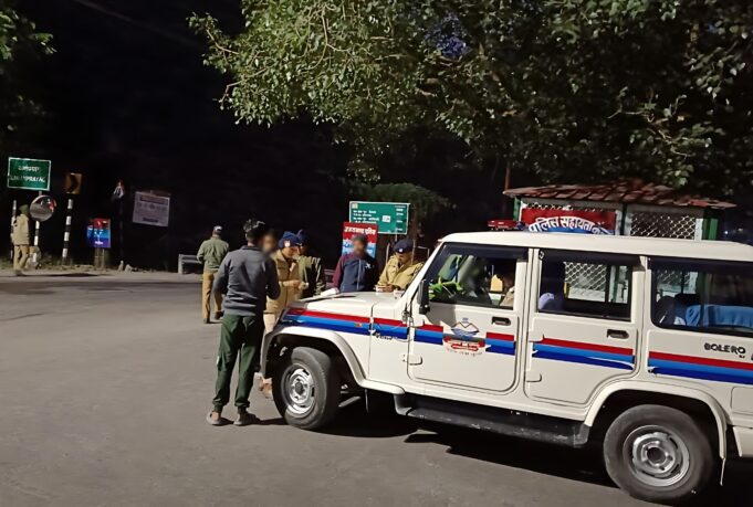 नियमों का उललंघन करने पर पुलिस ने वसूला 43हजार संयोजन शुल्क