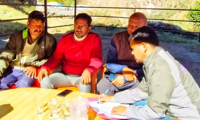 सीजेआरएफ का मंच पहुचा निजमुला घाटी, उपभोक्ताओं ने गिनाई समस्या