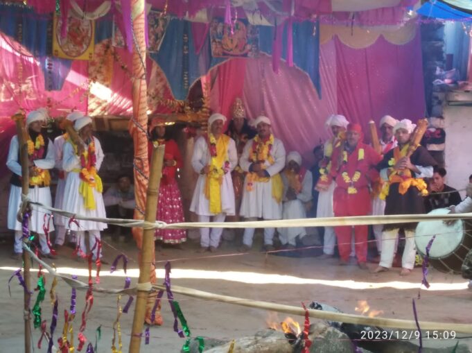 ग्राम पंचायत पिल्लू में पाण्डव नृत्य की धूम, बड़ी संख्या में पहुच रहे श्रद्धालु