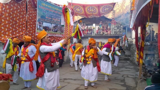 किरूली गांव में पांडव नृत्य के आयोजन से जींवत हुई लोकसंस्कृति