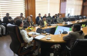 मुख्यमंत्री ने ली नियोजन विभाग की बैठक, आपसी समन्वय के दिये निर्देश