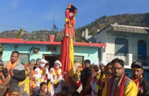 बिजराकोट के आराध्य देव रावल देवता की बन्याथ( देवरा) यात्रा 4 व 5 जनवरी को तल्ला नागपुर चोपता क्षेत्र में रहेंगे भृमण पर