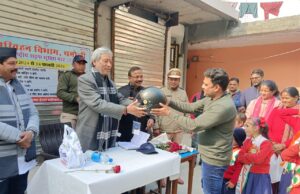 सड़क सुरक्षा जागरूकता अभियान कार्यक्रम में गढ़वाल सांसद ने की शिरकत