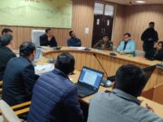 जिलाधिकारी ने हरकी पैड़ी सौंदर्यीकरण को लेकर ली अधिकारियों की बैठक
