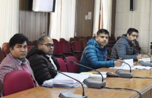 एडीएम ने ली जिला गंगा संरक्षण समिति की बैठक।