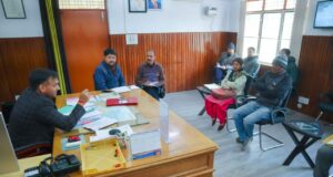 गुप्तकाशी को नगर पंचायत गठित करने को लेकर बैठक