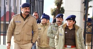 गैरसैण में संभावित बजट सत्र को लेकर पुलिस अधीक्षक ने किया निरीक्षण