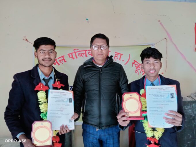 विद्यार्थी के सर्वांगीण विकास में हर विधा महत्वपूर्ण :अजय कपरवाण